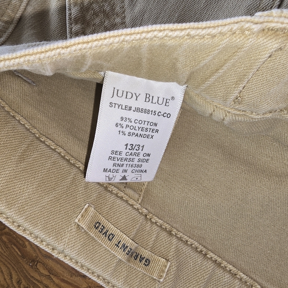 Judy Blue Womens Straight Leg / Jogger Style Tan Utility Pants, Size 13/31 - Picture 4 of 9